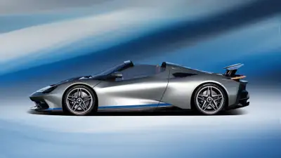 Automobili_Pininfarina_Battista_Targamerica_02_1723541577170.jpg Automobili_Pininfarina_Battista_Targamerica_02_1723541577170.jpg