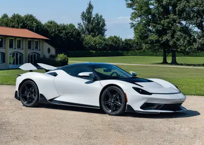 Automobili_Pininfarina_Battista_VIN020_08_1724230725804.jpg Automobili_Pininfarina_Battista_VIN020_08_1724230725804.jpg