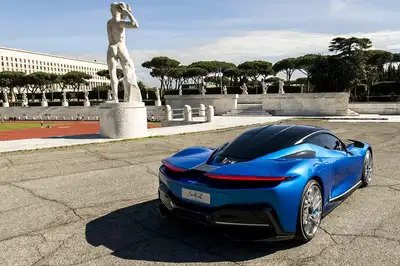 Battista-Blu-Iconica-2019-Rear-Right-1024x683.jpg Battista-Blu-Iconica-2019-Rear-Right-1024x683.jpg