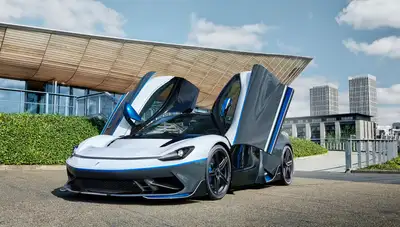 Battista_Anniversario.jpg Battista_Anniversario.jpg