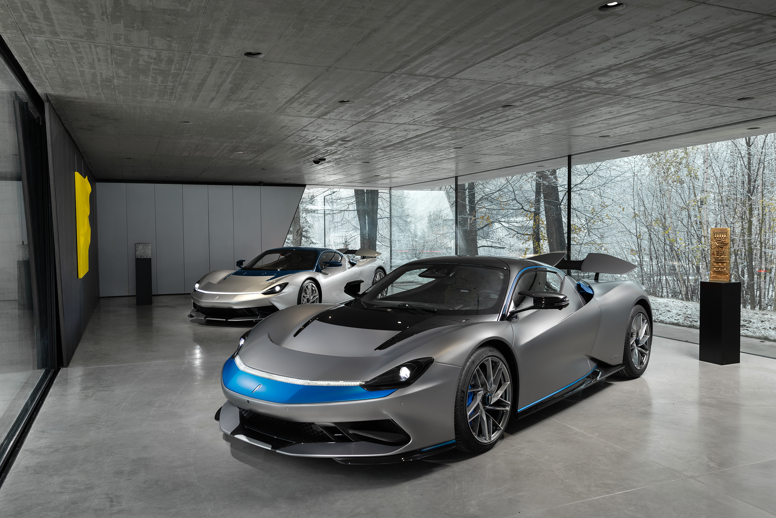 First_Automobili_Pininfarina_Battista_Delivered_in_Czech_Republic_1737023378305.jpg