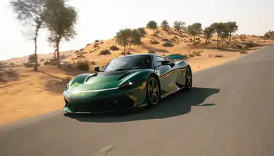 Pininfarina_Battista_UAE_02.jpg Pininfarina_Battista_UAE_02.jpg